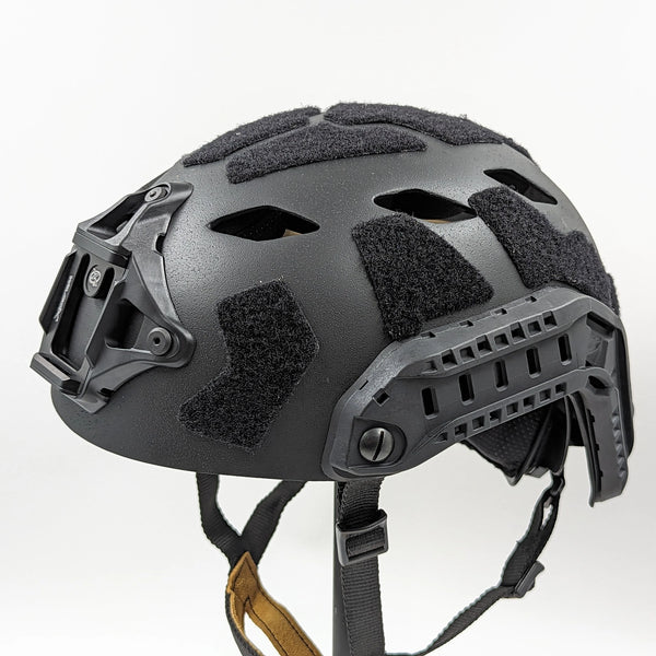 EON Carbon Composite Airsoft Bump Helmet Black